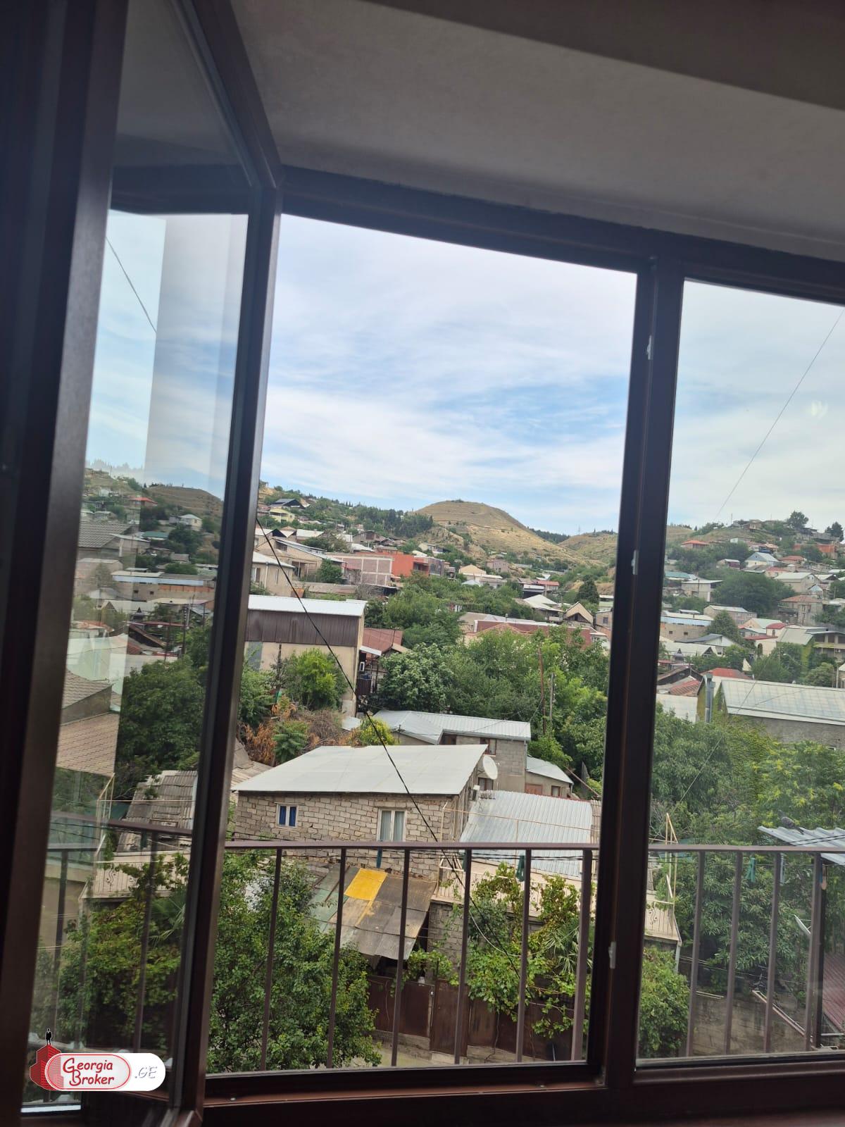 იყიდება ახალი გარემონტებული 3 ოთახიანი ბინა